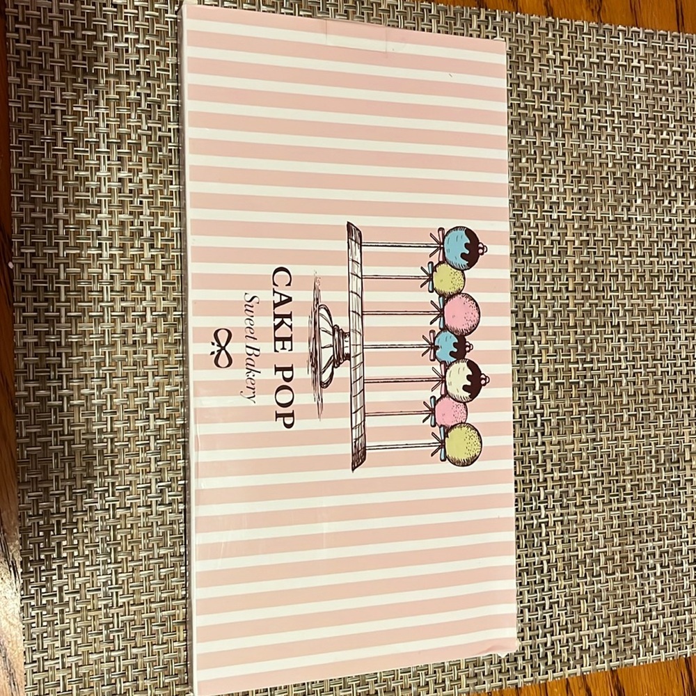 Cake pop stand